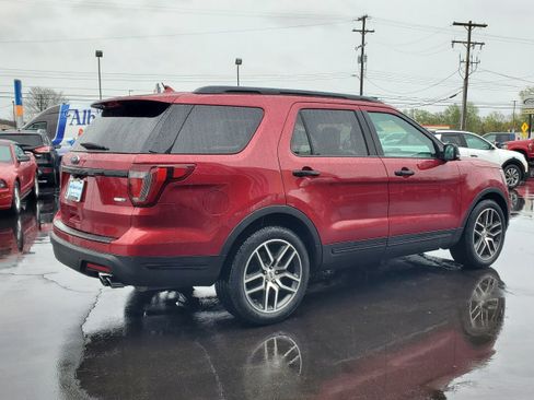 Used 2018 Ford Explorer Sport w/ Equipment Group 401A AWD/4WD image 4