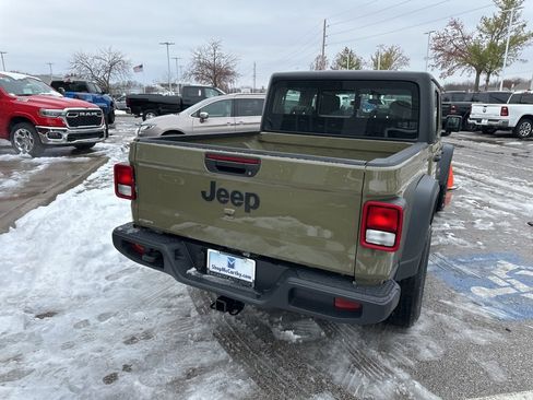 New 2026 Jeep Gladiator Sport image 32
