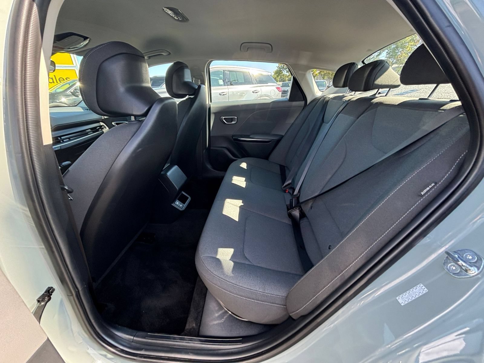 Used 2025 Kia K4 FWD image 25