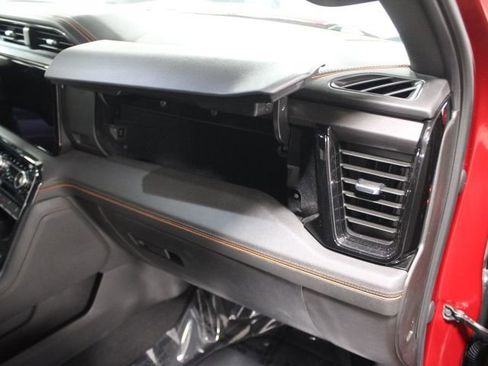 Used 2024 GMC Sierra 1500 AT4 w/ Technology Package image 29