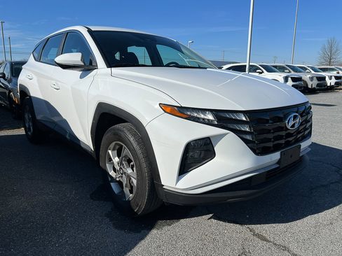 Used 2023 Hyundai Tucson SE image 8