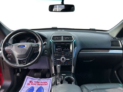 Used 2016 Ford Explorer Limited image 29