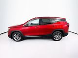 Used 2023 GMC Terrain SLT w/ Infotainment Package II image 4