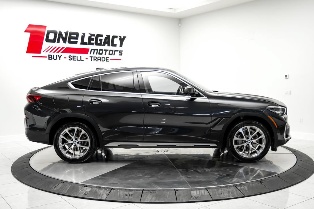 Used 2023 BMW X6 xDrive40i w/ Premium Package AWD/4WD image 9