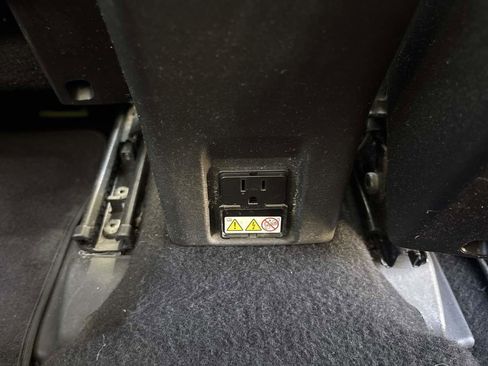 Used 2017 Jeep Renegade Altitude image 15