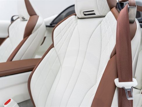 Used 2026 Lexus LC 500 Convertible w/ Inspiration Series RWD image 36
