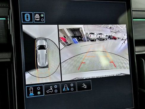 New 2026 GMC Acadia AT4 w/ Super Cruise Package image 16