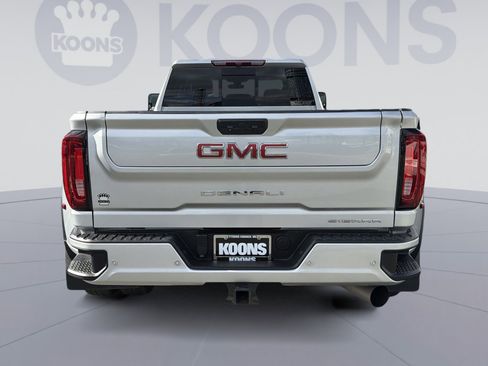 Used 2023 GMC Sierra 3500 Denali image 5