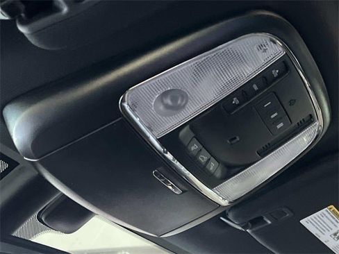 Used 2020 Dodge Durango GT image 32