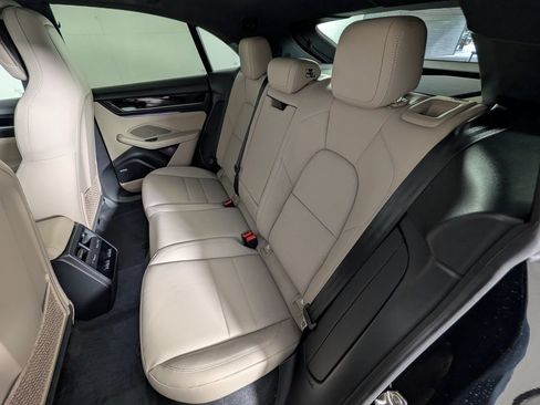 New 2026 Porsche Macan Electric RWD image 25