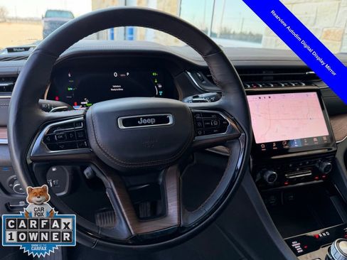 Used 2024 Jeep Grand Cherokee Summit w/ Advanced Protech Group IV image 14