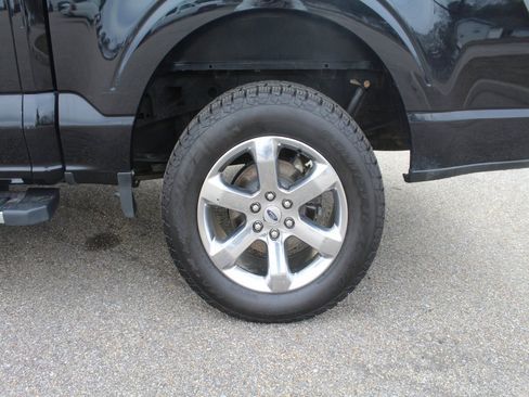 Used 2021 Ford F150 Lariat w/ Equipment Group 502A High image 22