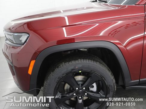 New 2026 Jeep Grand Cherokee Limited image 33