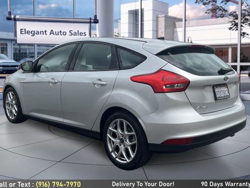 Used 2015 Ford Focus SE w/ Equipment Group 201A FWD image 7