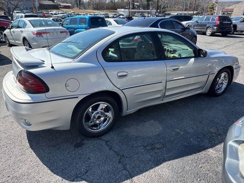 Used 2003 Pontiac Grand Am GT image 15