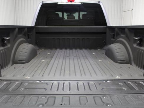 Used 2020 Ford F250 Platinum w/ FX4 Off-Road Package image 7