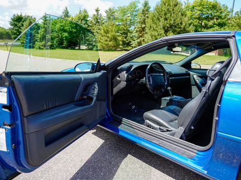 Used 1996 Chevrolet Camaro Z28 RWD image 10