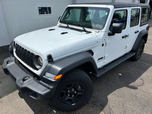 Certified 2025 Jeep Wrangler Unlimited Sport AWD/4WD image 1