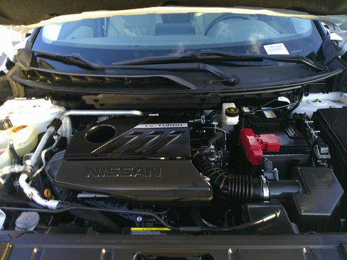 Used 2023 Nissan Rogue SV image 35