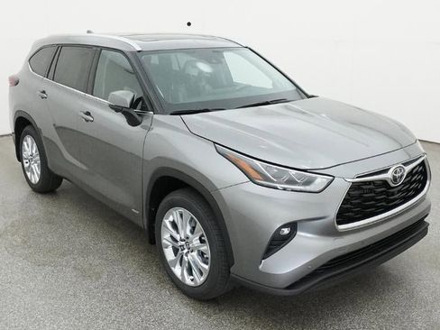 New 2026 Toyota Highlander Limited AWD/4WD image 13