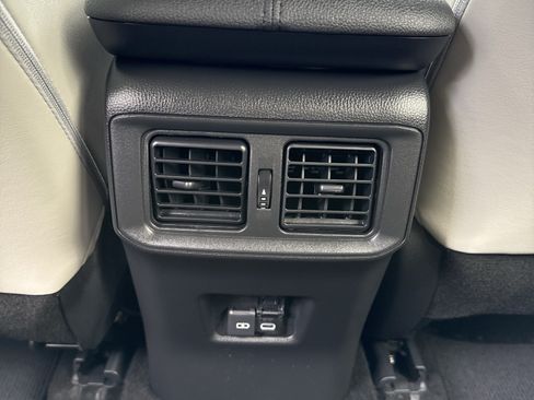 Used 2023 Toyota RAV4 XLE Premium FWD image 15