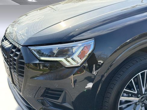 Used 2024 Audi Q3 2.0T Premium Plus w/ Premium Plus Package image 11