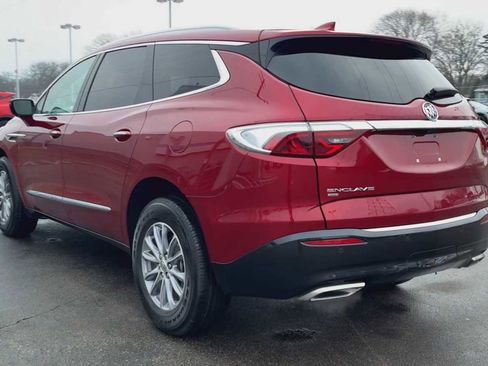 Used 2024 Buick Enclave Premium image 4