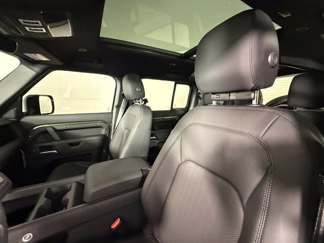 New 2026 Land Rover Defender 110 S AWD/4WD image 18