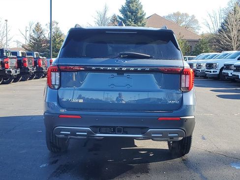New 2026 Ford Explorer Active w/ Active Comfort Package image 5
