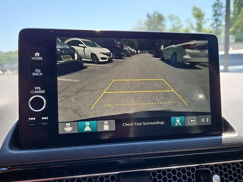 Used 2022 Honda Civic Touring image 23