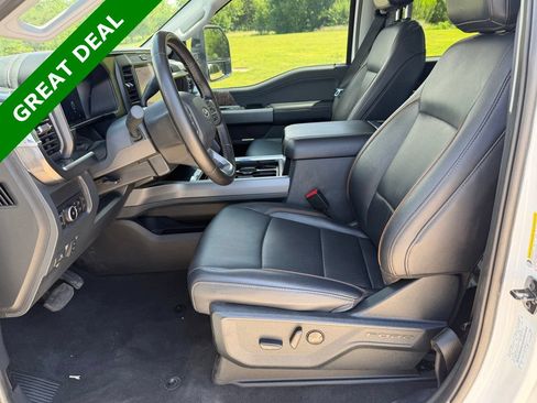 Used 2025 Ford F250 Lariat AWD/4WD image 38