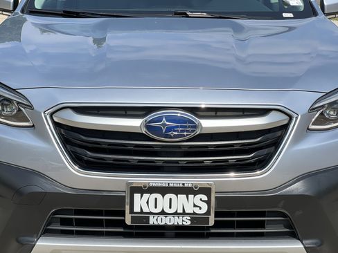 Used 2022 Subaru Outback Limited AWD/4WD image 12