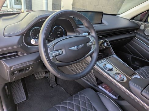 Used 2024 Genesis GV80 3.5T Prestige Signature AWD/4WD image 14
