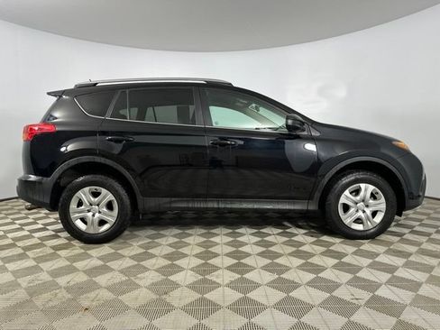 Used 2014 Toyota RAV4 LE AWD/4WD image 8