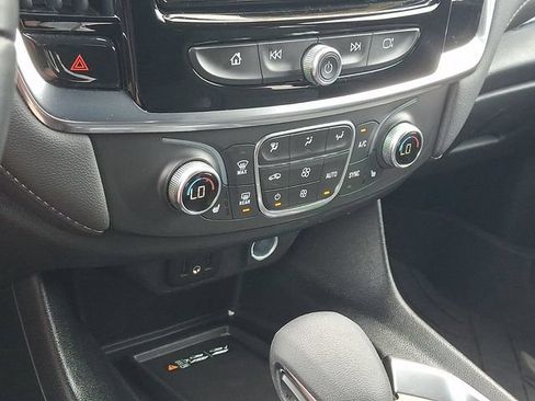 Used 2023 Chevrolet Traverse LT w/ LPO, 'HIT The Road' Package AWD/4WD image 16