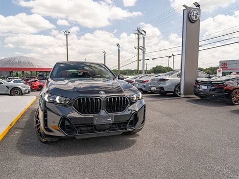 Used 2024 BMW X6 xDrive40i w/ Premium Package AWD/4WD image 11