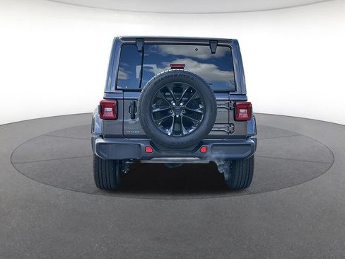 Certified 2025 Jeep Wrangler Unlimited Sahara w/ Safety Group AWD/4WD image 4