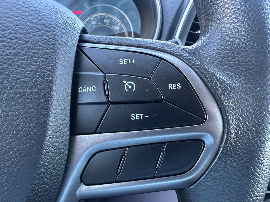Used 2020 Jeep Cherokee Latitude AWD/4WD image 16