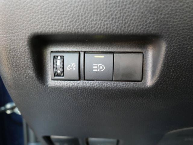 Certified 2025 Toyota RAV4 XLE AWD/4WD image 27
