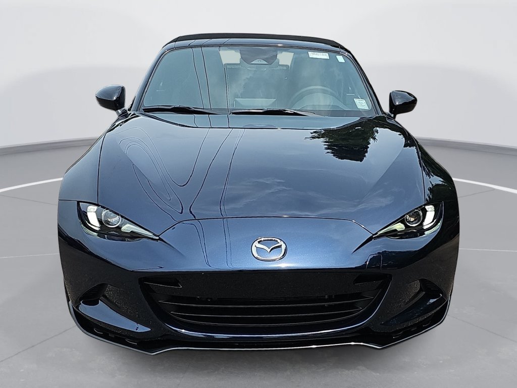 New 2026 MAZDA MX-5 Miata Club w/ Interior Package RWD image 2