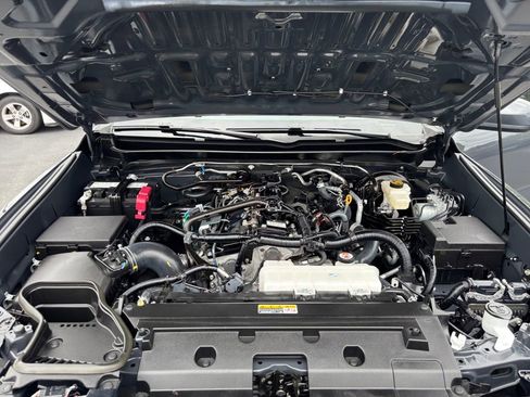 Used 2024 Toyota Tacoma TRD Sport AWD/4WD image 27