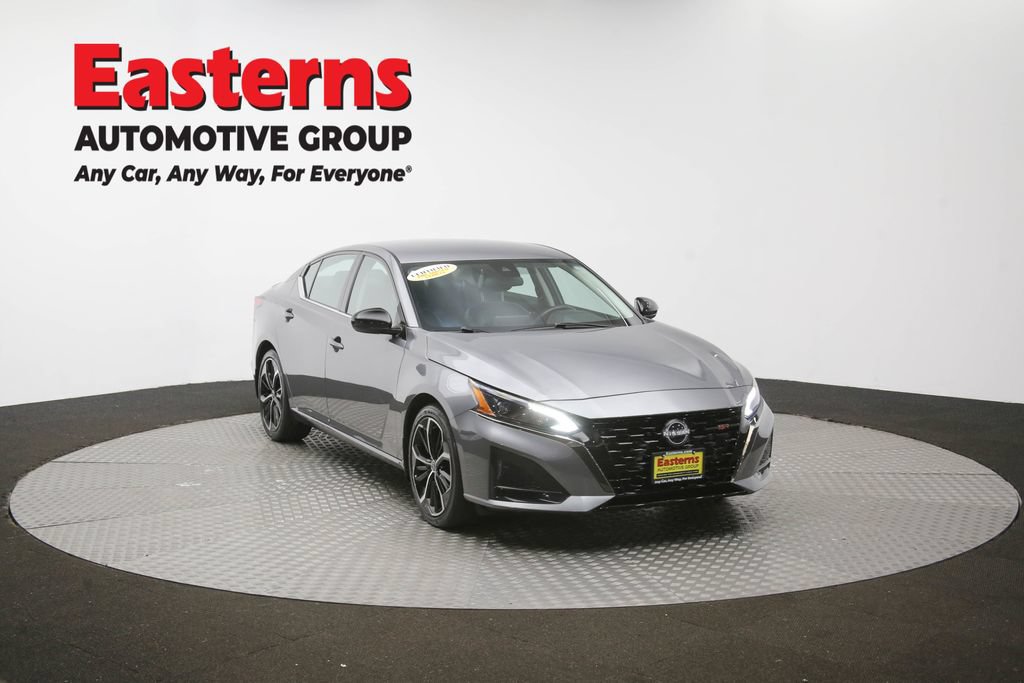 Used 2023 Nissan Altima 2.5 SR FWD image 51
