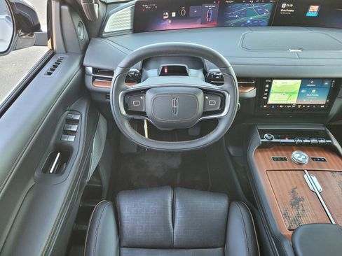 New 2026 Lincoln Navigator L Black Label image 8