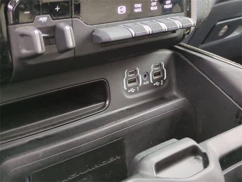 Used 2020 RAM 2500 Limited image 34