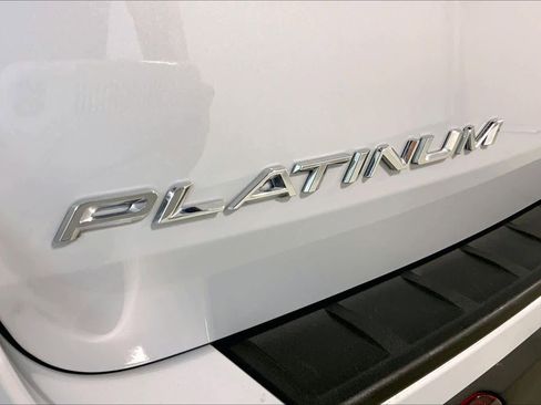 Used 2025 Ford Explorer Platinum w/ LUX Leather Package image 29