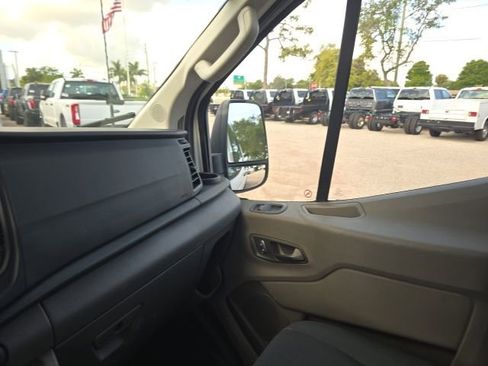 Used 2025 Ford Transit 250 Low Roof w/ Exterior Upgrade Package RWD image 18