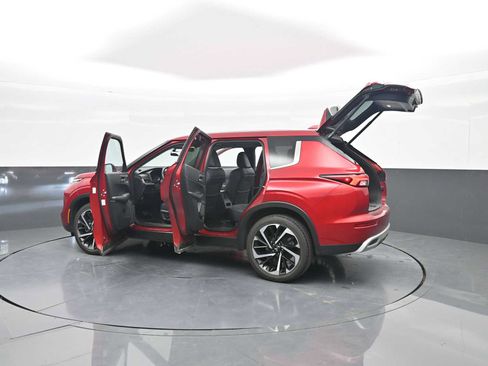 Used 2024 Mitsubishi Outlander SE AWD/4WD image 66