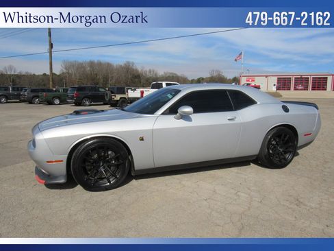 Used 2019 Dodge Challenger R/T Scat Pack w/ Shaker Package image 5