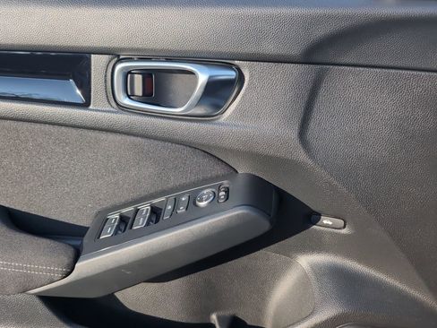 Used 2025 Honda Civic Sport image 23