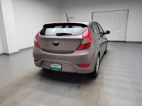 Used 2014 Hyundai Accent SE image 7
